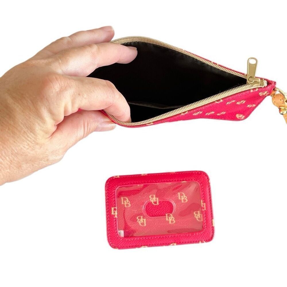 Dooney and Bourke wristlet and card holder - Picture 3 of 4